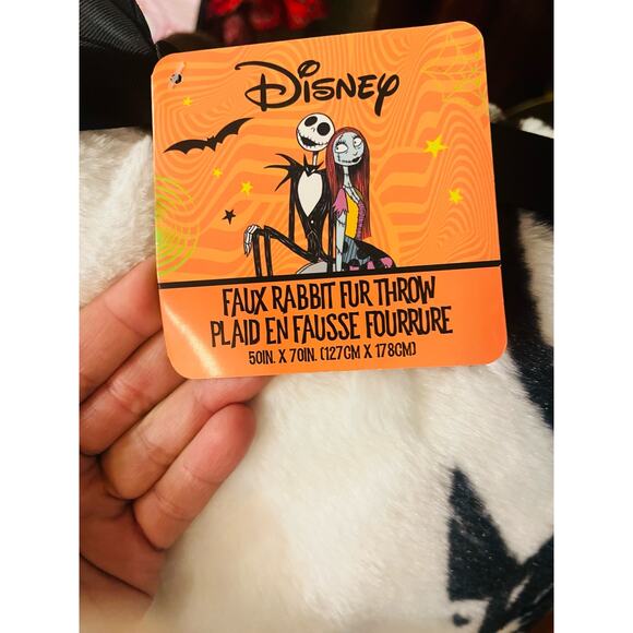 Nightmare before Christmas Sally and Jack Skellington fox rabbit fur throw - Picture 4 of 5